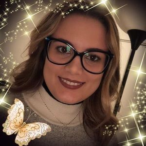 Meet your Posher, Liliet